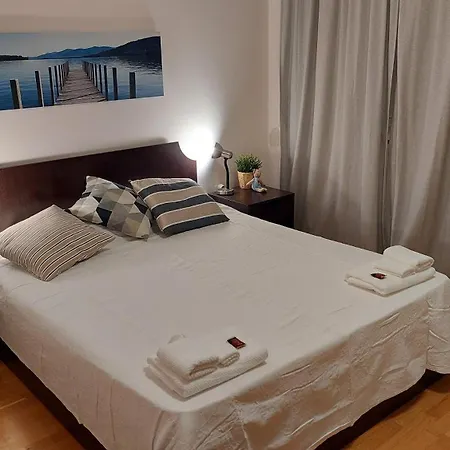 Bay View 1br * ヴァルナ
