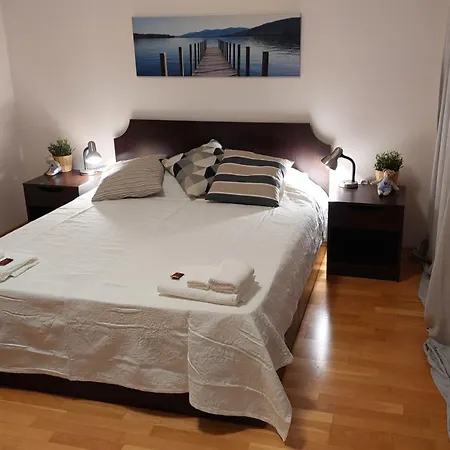 Bay View 1br アパート